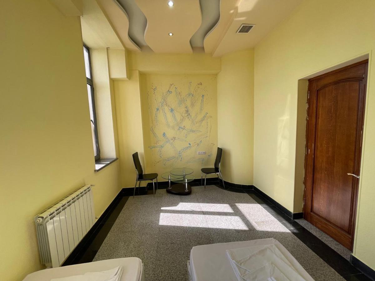 Joy Hotel Apartament Jerevan Eksteriør bilde