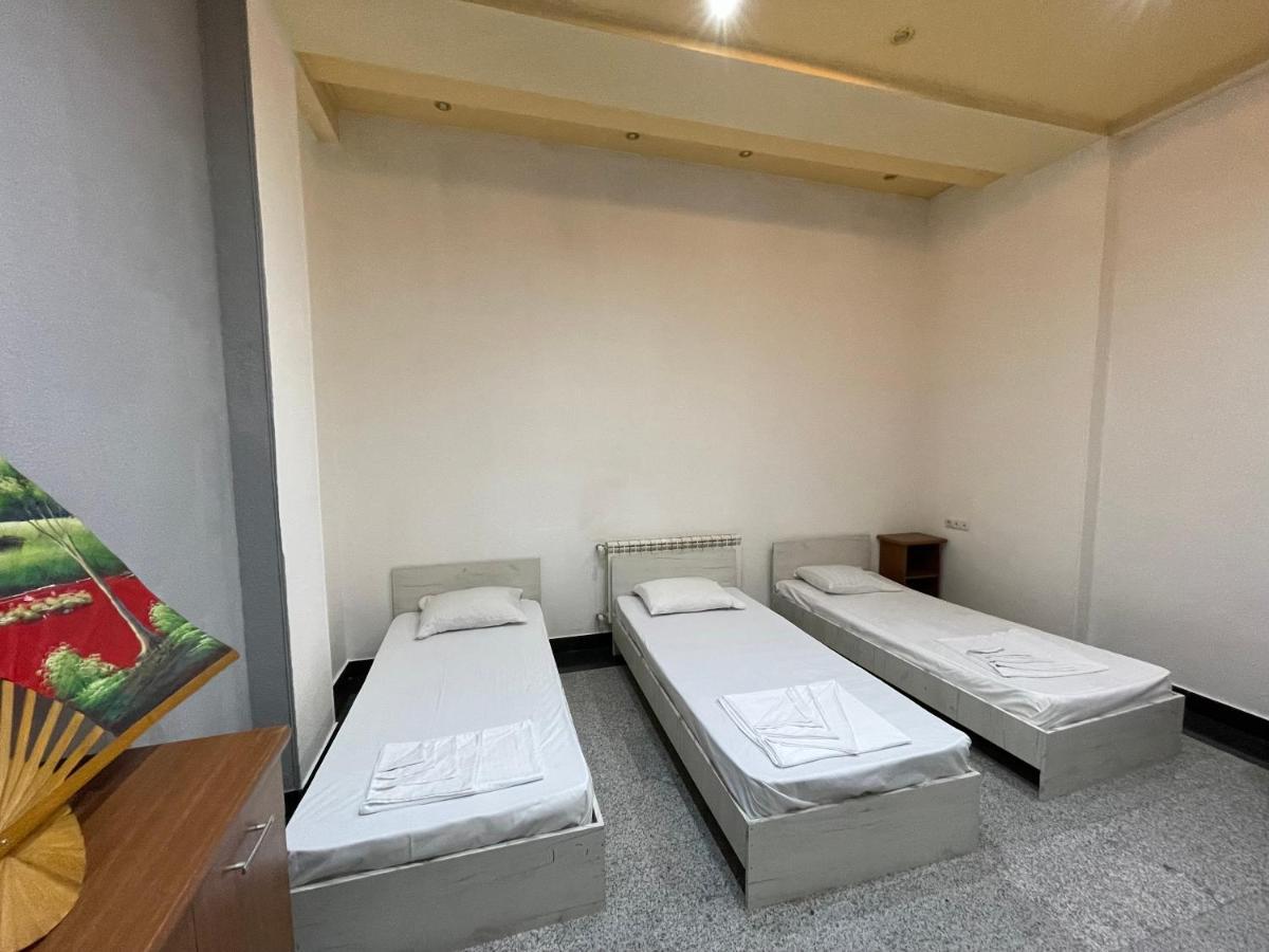 Joy Hotel Apartament Jerevan Eksteriør bilde